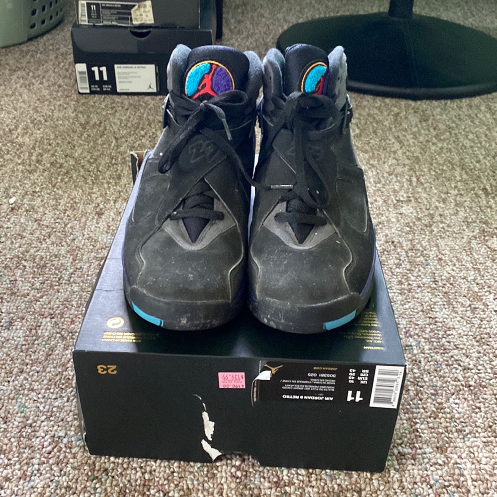 Air Jordan 8